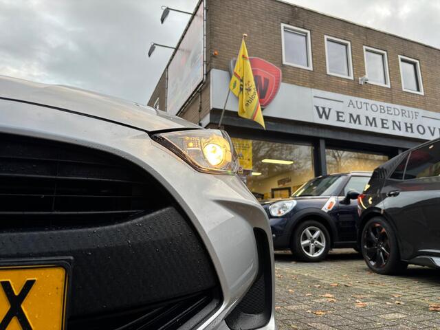 Toyota YARIS 1.5 Hybrid Active