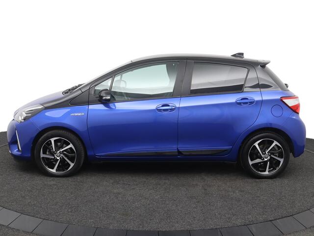 Toyota YARIS 1.5 Hybrid Bi-Tone | Climate control | Cruise control | Keyless | Parkeercamera |