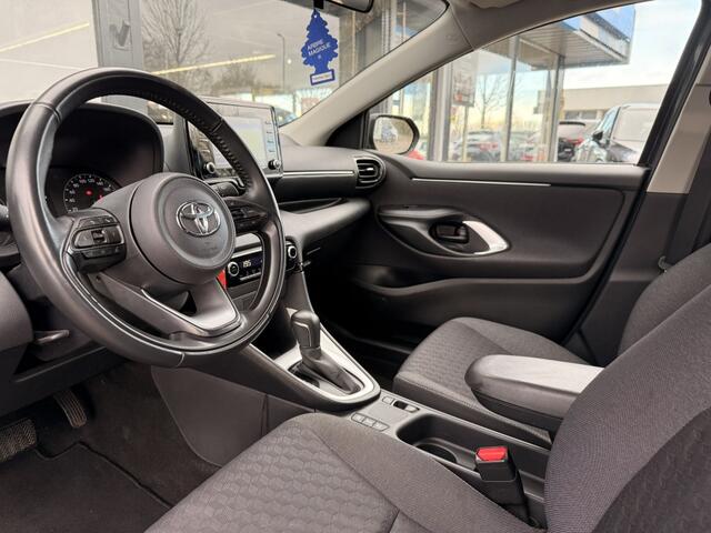 Toyota YARIS 1.5 Hyb. Active