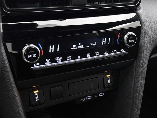 Toyota YARIS Cross 1.5 Hybrid 130 GR Sport | BTW voertuig | Stoel verwarming | Achteruitrijcamera |