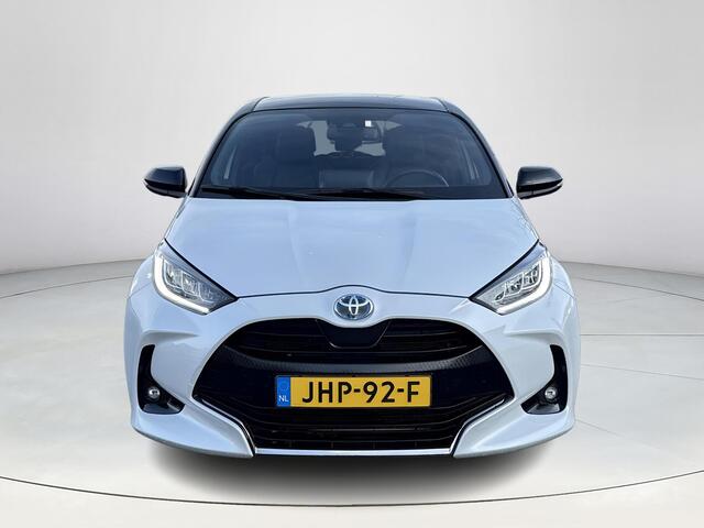 Toyota YARIS 1.5 Hybrid Executive | Navigatie | Appel CarPlay/Android auto | Achteruitrijcamera | Panoramadak | Head-Up display