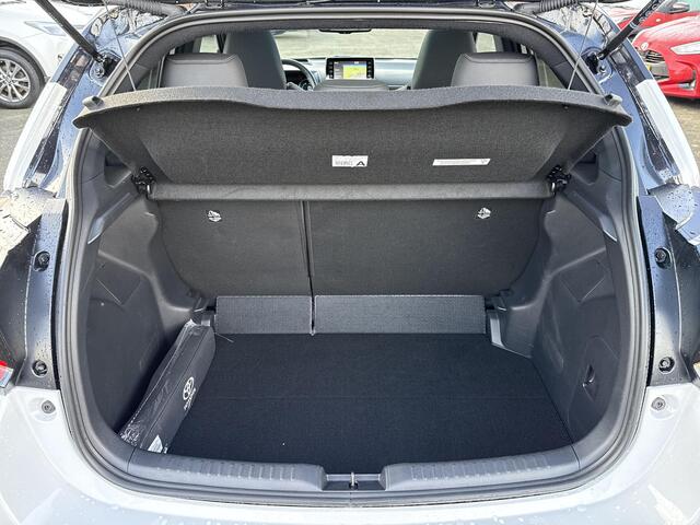 Toyota YARIS 1.5 Hybrid Executive | Navigatie | Appel CarPlay/Android auto | Achteruitrijcamera | Panoramadak | Head-Up display