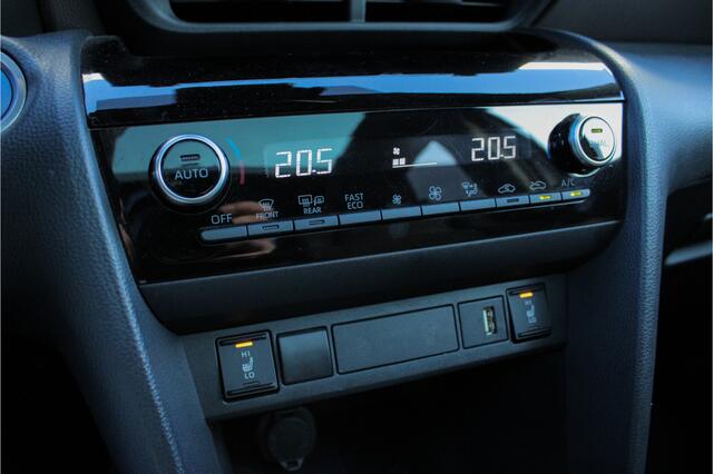 Toyota YARIS Cross 1.5 Hybrid Executive |nieuw onderhoud|360camera|leder|parkeersensoren|