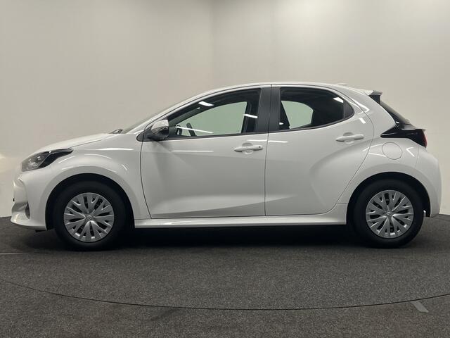 Toyota YARIS 1.5 Hybrid 115 Comfort | NAVI | CAMERA | ACC | CARPLAY |