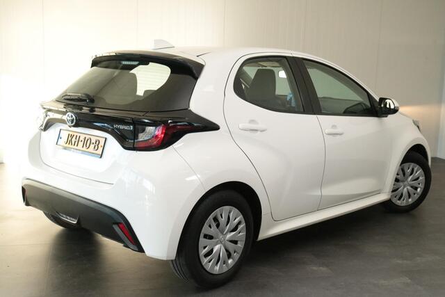 Toyota YARIS 1.5 Hybrid Active, Startknop, Navi