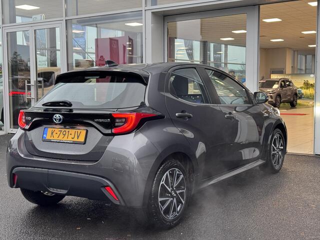 Toyota YARIS 1.5 Hybrid Dynamic NL AUTO | Lichtmetalen velgen | Climate control | Parkeercamera