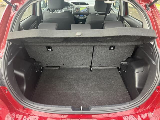 Toyota YARIS 1.5 VVT-i Aspiration | Navigatie | Achteruitrijcamera | Climate Control