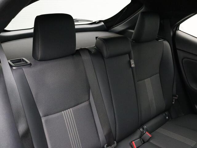 Toyota YARIS Cross 1.5 Hybrid Adventure | JBL | Head Up Display | Elektrische klep |