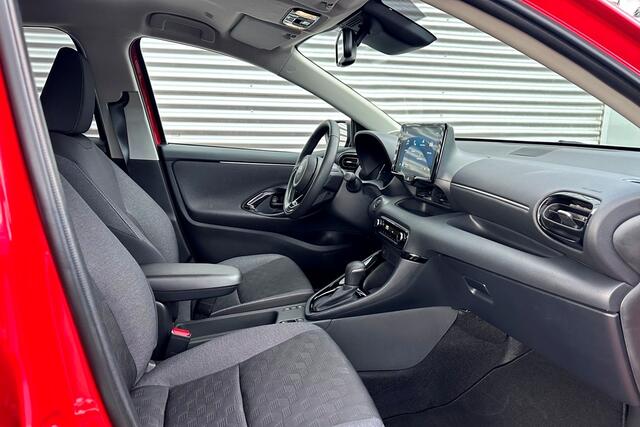 Toyota YARIS 1.5 Hybrid 115 Dynamic Comfort Pack / Face-lift