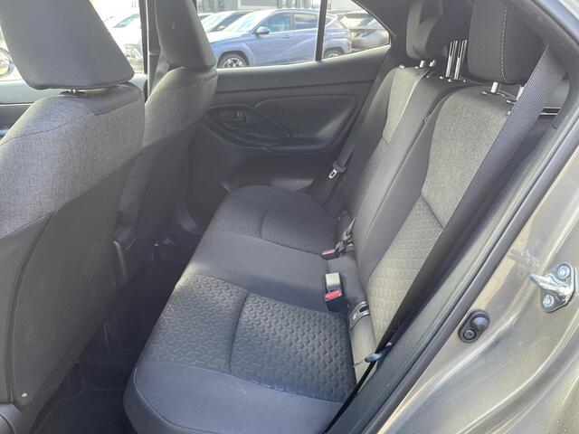 Toyota YARIS Cross 1.5 Hybrid Dynamic **NAVIGATIE/ PARKEERCAMERA/ ADAPTIVE CRUISE CONTROL/ KEYLESS ENTRY/ 36 MAANDEN GARANTIE**