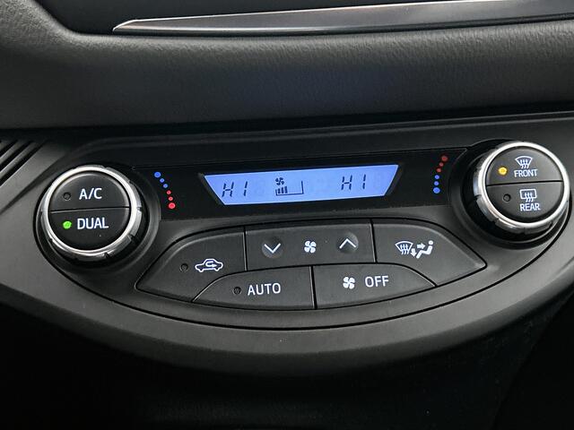 Toyota YARIS 1.5 Hybrid Energy | Trekhaak |