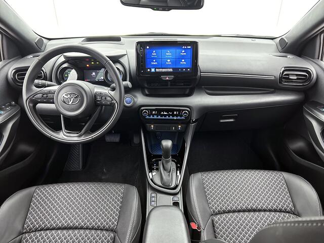 Toyota YARIS 1.5 Hybrid Executive | Parkeersensor voor en achter | Luxe uitvoering |