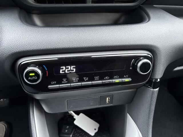 Toyota YARIS 1.5 Hybrid Dynamic | Apple Carplay/Android Auto | Parkeersensoren achter | NL auto en 1ste eigenaar | Camera | Toyota garantie tot 2032!