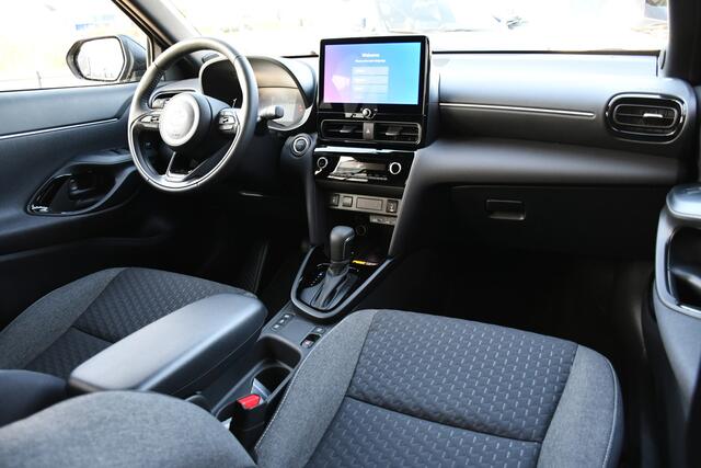 Toyota YARIS Cross 1.5 Hybrid 130 Dynamic Automaat 130pk | Nieuw | Comfort Pack | Dodehoekdetectie | Parkeersensoren |