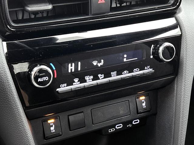 Toyota YARIS Cross 1.5 Hybrid 115 First Edition | Stoel -/ Stuurwielverwarming | Blind Spot Monitor | Parkeersensoren V+A |