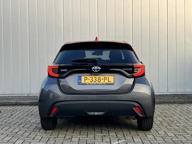 Toyota YARIS 1.5 Hybrid Tokyo Spirit NL Auto Dealer Onderhouden keyless Navi Carplay