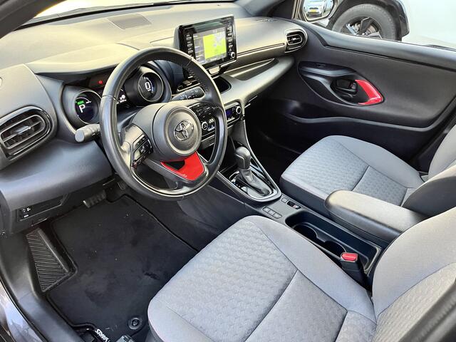 Toyota YARIS 1.5 Hybrid Tokyo Spirit NL Auto Dealer Onderhouden keyless Navi Carplay