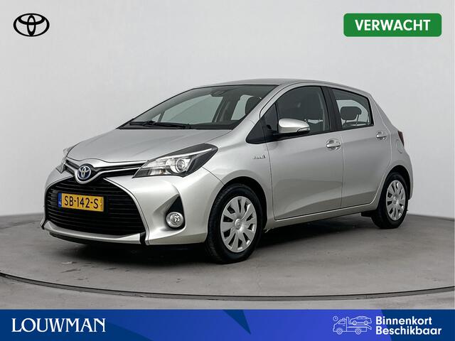 Toyota YARIS 1.5 Hybrid Lease Limited Bi-Tone | Navigatie | Parkeercamera | Cruise Control |