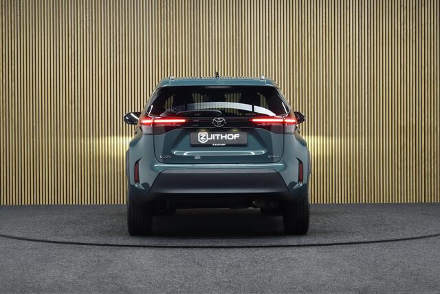 Toyota YARIS Cross 1.5 Hybrid 115 First Edition | Comfort Pack | Nieuw uit voorraad Leverbaar! | Adaptive-cruise | Apple Carplay & Android Auto | Camera | Clima | Keyless | Navigatie | Dodehoekdetectie