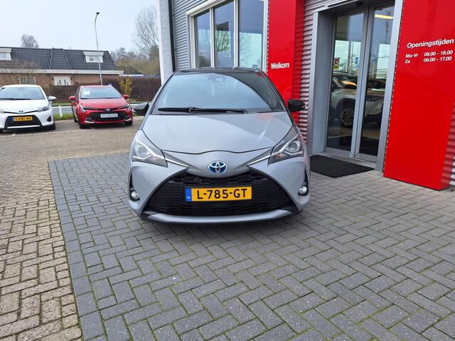 Toyota YARIS 1.5 Hybrid Bi-Tone