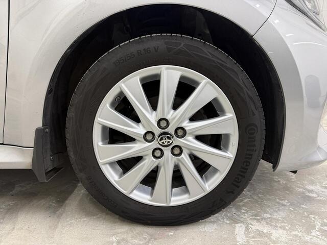 Toyota YARIS 1.5 VVT-i Carplay / Stuur & Stoelverwarming / LMV