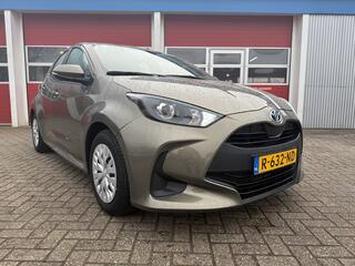 toyota-yaris-1.5-hybrid--95-pk--a