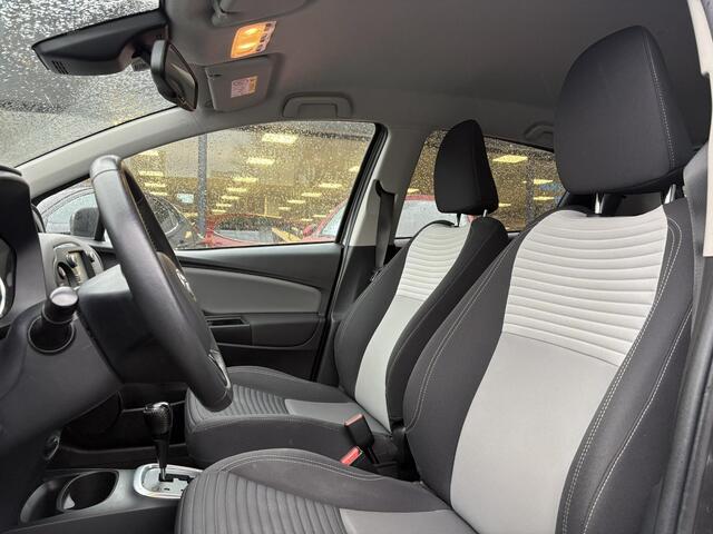 Toyota YARIS 1.5 Hybrid Dynamic , Automaat, Navi, Camera, Cruise, LMV 15 Inch, Bluetooth, Elektrische ramen voor, LKA