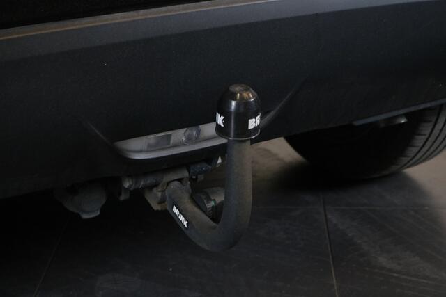 Toyota YARIS 1.5 Hybrid Style Stoelverwarming | JBL-Audio | Trekhaak