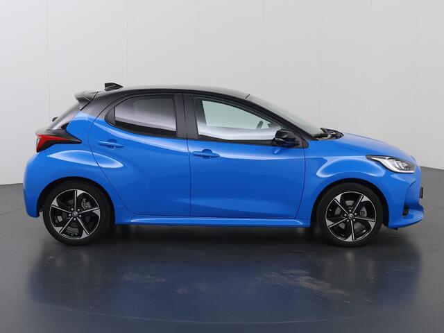 Toyota YARIS 1.5 Hybrid 130 GR Sport |Panoramadak | Navigatie | Parkeercamera | Stoelverwarming/verkoeling | Keyless Go |