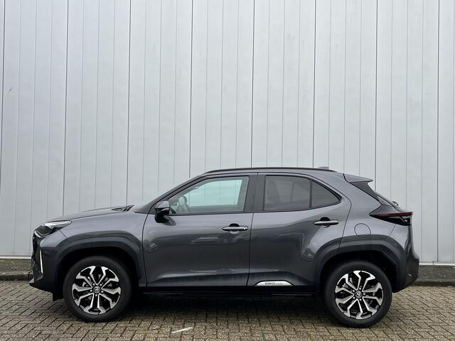 Toyota YARIS Cross 1.5 Hybrid 115 First Edition Nieuw Model Stoel stuurverwarming PDC Apple Carplay Android auto
