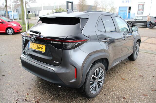 Toyota YARIS 1.5 Hybr 130 Exec