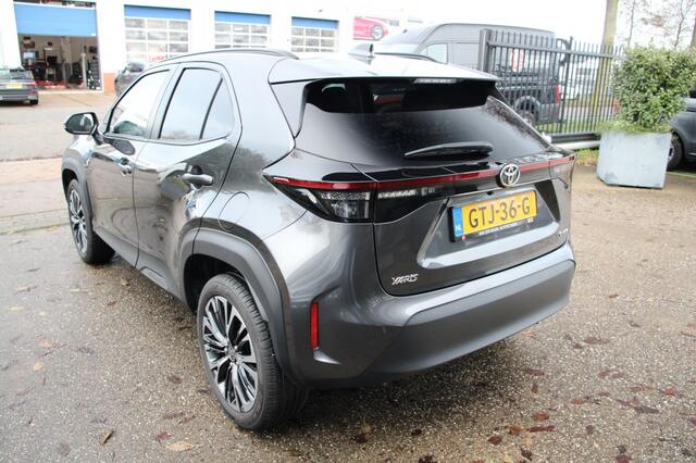 Toyota YARIS 1.5 Hybr 130 Exec