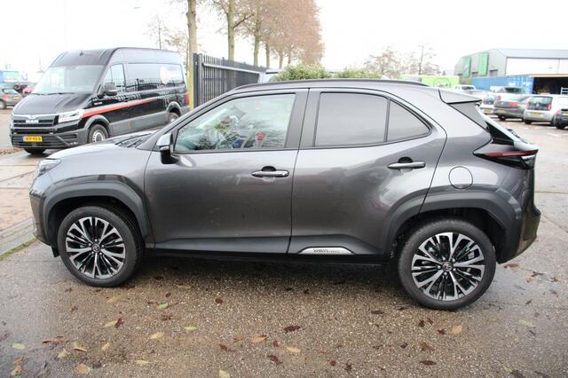 Toyota YARIS 1.5 Hybr 130 Exec