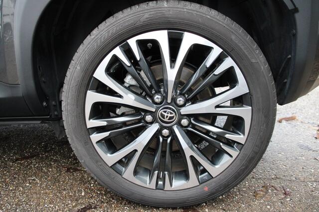 Toyota YARIS 1.5 Hybr 130 Exec