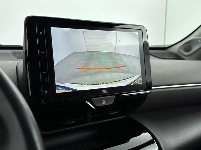 Toyota YARIS Cross 1.5 Hybrid Executive | JBL Premium Audio | Parkeersensoren V+A | Parkeercamera | Stoelverwarming |