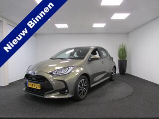 toyota-yaris-1.5-hybrid-dynamic-i-l