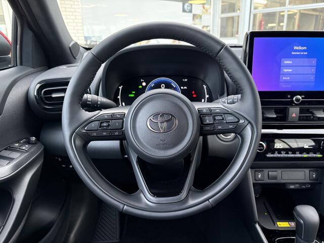 Toyota YARIS 1.5 Hybrid 130 Dynamic | Stuur+stoelverwarming | Sensoren V/A |