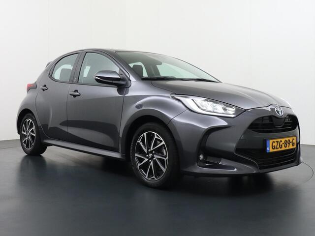 Toyota YARIS 1.5 Hybrid Dynamic Camera/Navi/LM velgen etc.