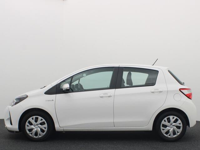 Toyota YARIS 1.5 Hybrid Active HANDGAS / MINDERVALIDE AANPASSING / NAVI / CAMERA / CLIMA / CRUISE / NL-AUTO