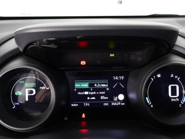 Toyota YARIS 1.5 Hybrid Dynamic | Dealer onderhouden | | Apple Carplay & AndroidAUTO | Camera | Adapt.Cruise Control