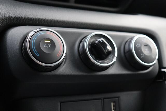 Toyota YARIS 1.5 VVT-i Dynamic 125pk Trekhaak, Apple Carplay Android Auto, 16"LM velgen, Adaptive Cruise Controle