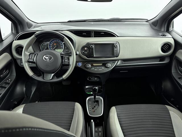 Toyota YARIS 1.5 Hybrid Dynamic Bi-Tone | Climate control | Lichtmetalen velgen |