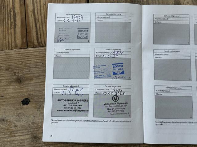 Toyota YARIS 1.5 VVT-i Active ACHTERUITRIJ CAMERA CRUISE CONTROL CLIMATE CONTROL NAVIGATIE ZEER MOOI !!! 3010 DEK