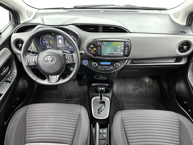 Toyota YARIS 1.5 Hybrid Dynamic Bi-Tone | Navigatie | LM velgen | Climate control | Cruise control |