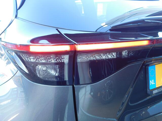 Toyota YARIS Cross 1.5 Hybrid Dynamic | Stoelverwarming | Parkeersensoren