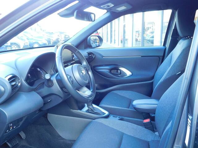Toyota YARIS Cross 1.5 Hybrid Dynamic | Stoelverwarming | Parkeersensoren