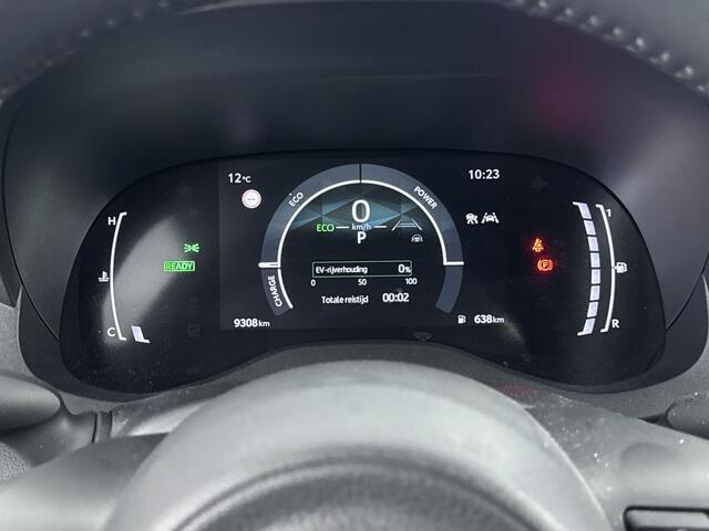 Toyota YARIS Cross 1.5 Hybrid 115 First Edition | 1E Eig! | Parkeercamera | Parkeersensoren Achter | 17'' Lichtmetalen Velgen | Navigatie |