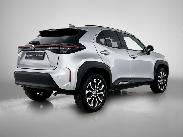 Toyota YARIS Cross 1.5 Hybrid 115 First Edition | BTW Voertuig | Stuurverwarming | Stoelverwarming |