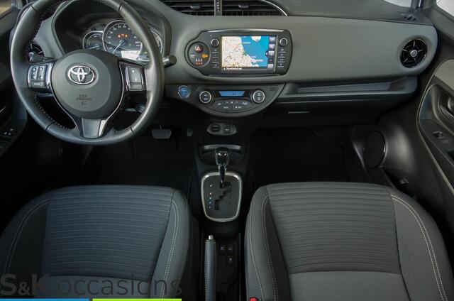 Toyota YARIS 1.5 Hybrid Navi PDC Keyless