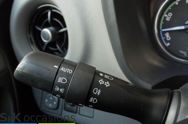 Toyota YARIS 1.5 Hybrid Navi PDC Keyless